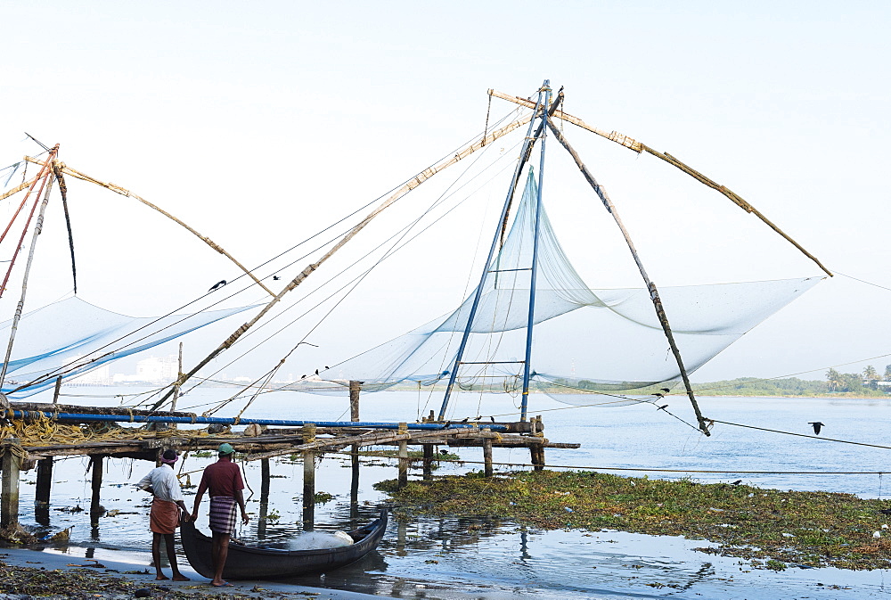 Chinese nets at dawn, Fort Kochi (Cochin), Kerala, India, South Asia