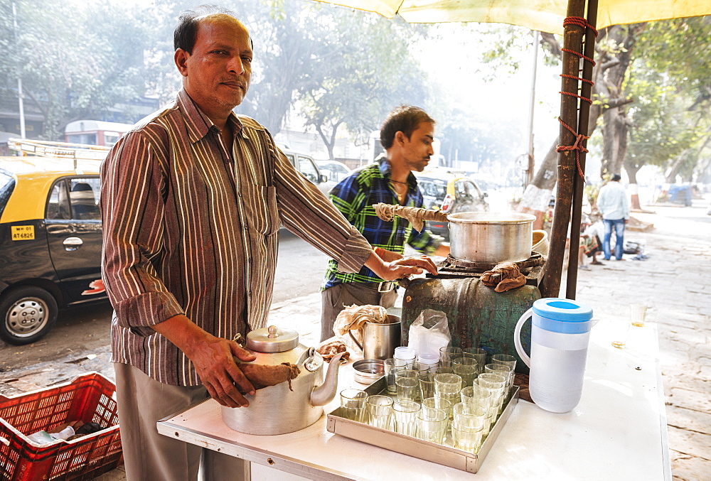 Chai stall, Mumbai, India, South Asia