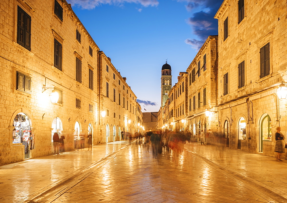 Stradun, Old Town, UNESCO World Heritage Site, Dubrovnik, Croatia, Europe