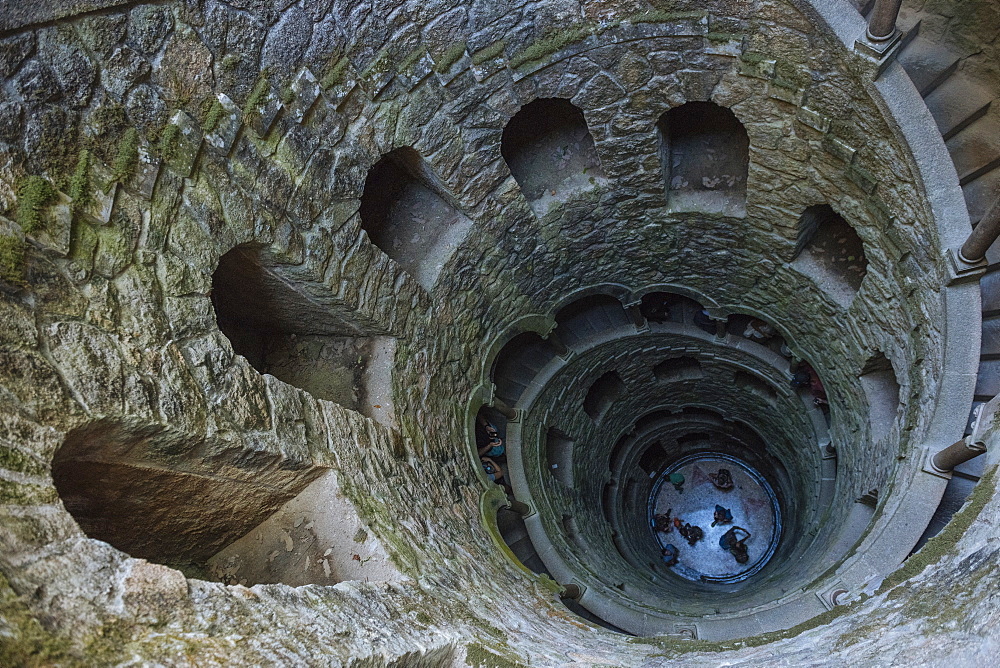 Poco Iniciatico, Quinta da Regaleira, UNESCO World Heritage Site, Sintra, Portugal, Europe