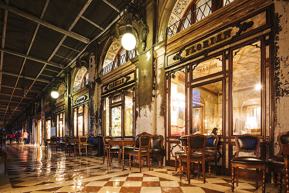 Florian Cafe, St. Mark's Square, Venice, UNESCO World Heritage Site, Veneto Province, Italy, Europe