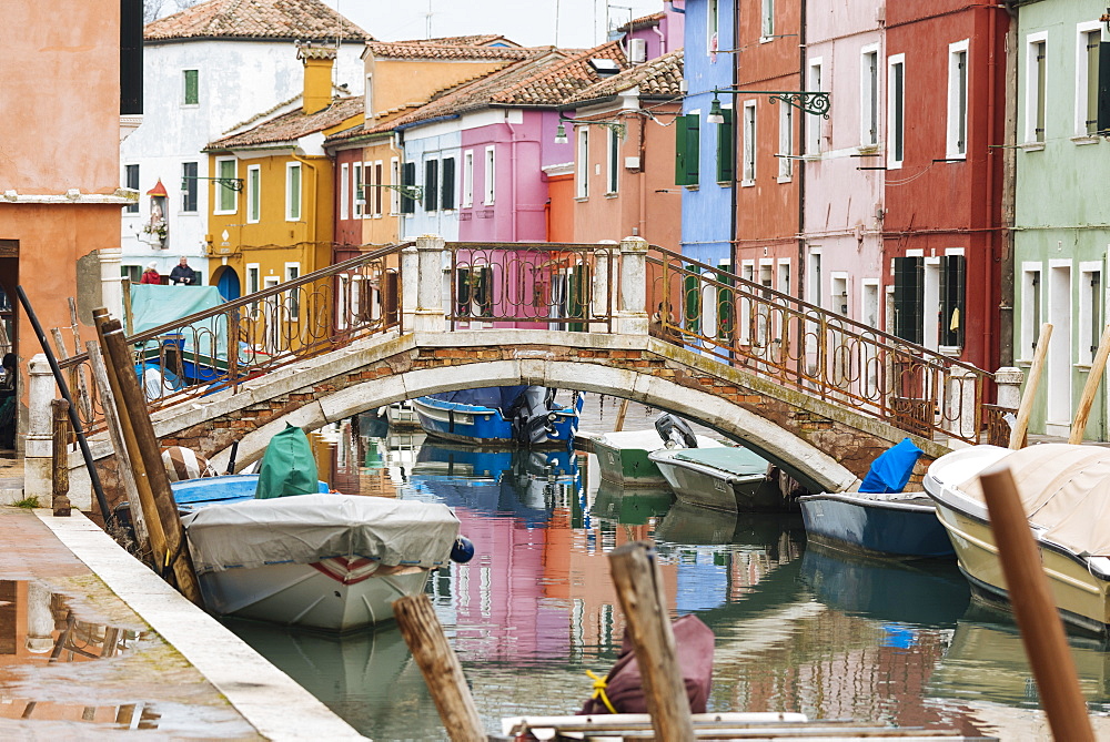 Canal, Burano, Venice, UNESCO World Heritage Site, Veneto Province, Italy, Europe