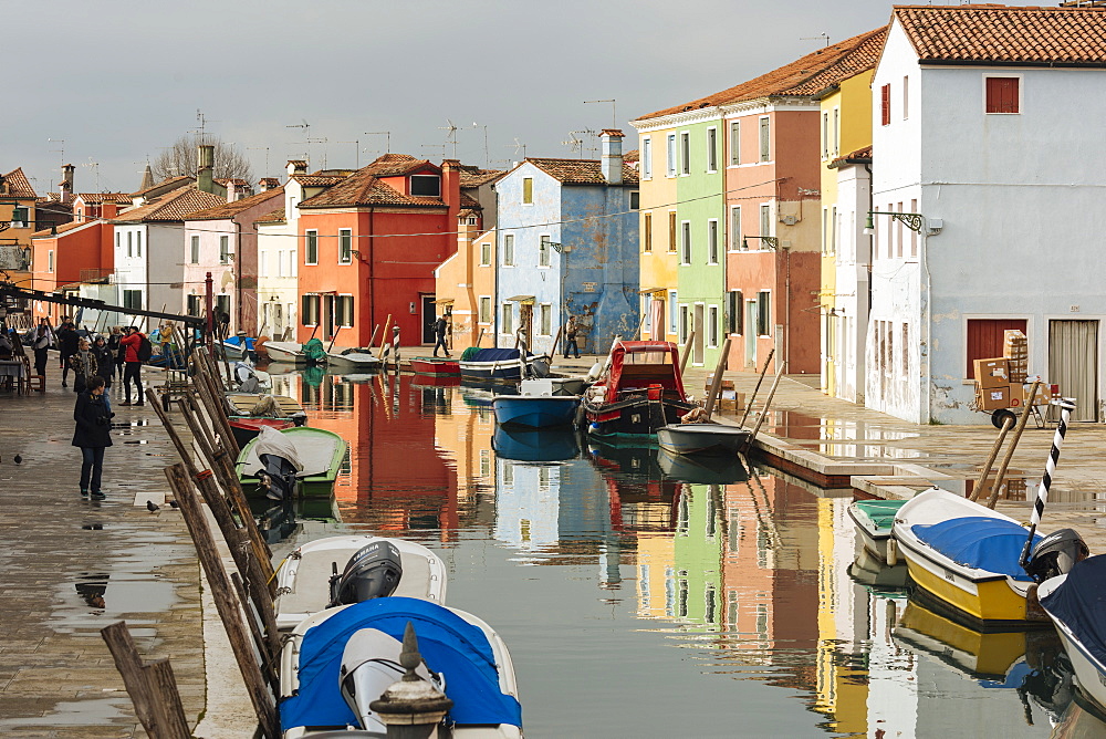 Canal, Burano, Venice, UNESCO World Heritage Site, Veneto Province, Italy, Europe