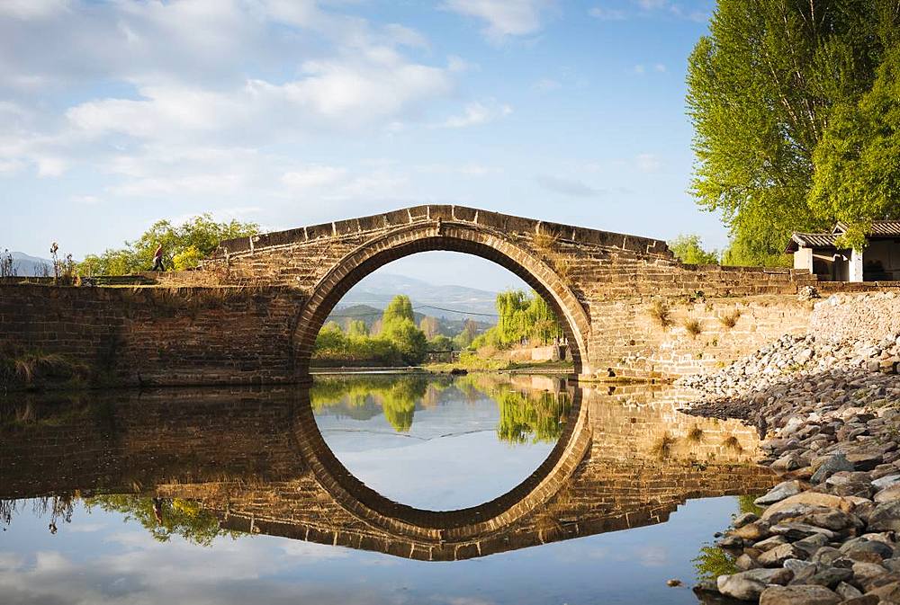 Yujin Qiao Bridge, Shaxi, Yunnan Province, China, Asia