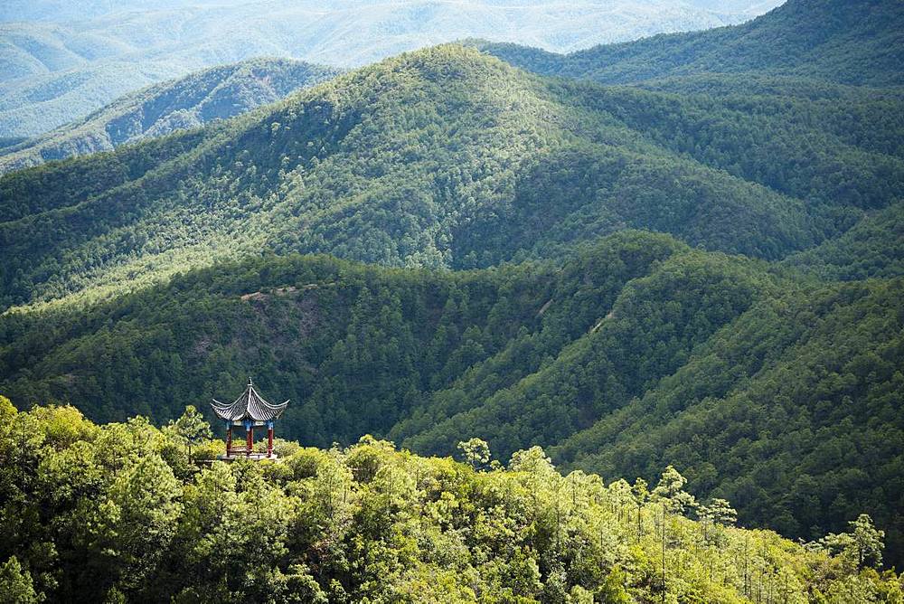 Landscape near Shibaoshan, Shaxi, Yunnan Province, China, Asia