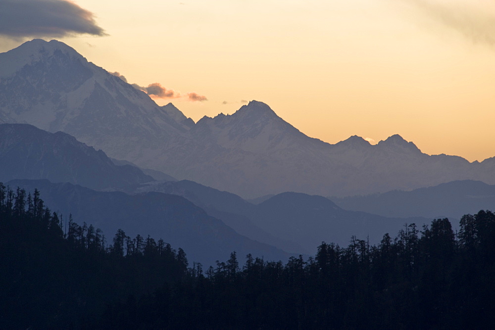 View from Poon Hilll at dawn, Ghorepani, Annapurna Himal, Nepal, Himalayas, Asia