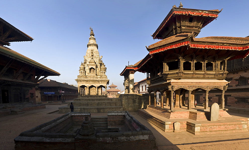 Chyasin Mandir, Durbar Square, Bhaktapur, UNESCO World Heritage Site, Nepal, Asia