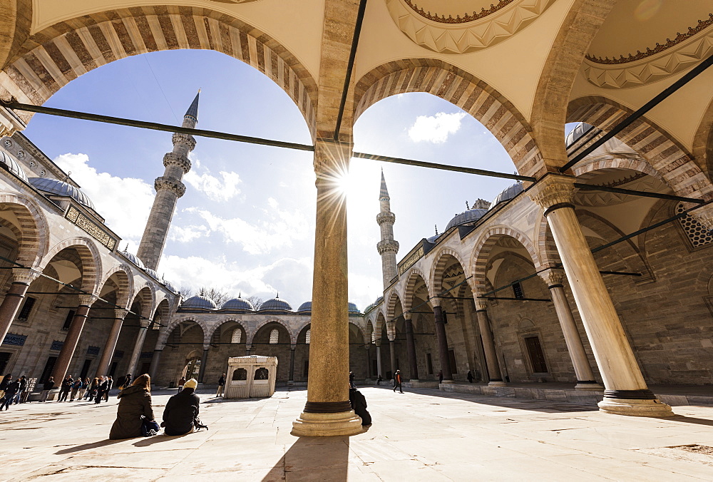 Exterior of Suleymaniye Mosque, UNESCO World Heritage Site, Istanbul, Turkey, Europe