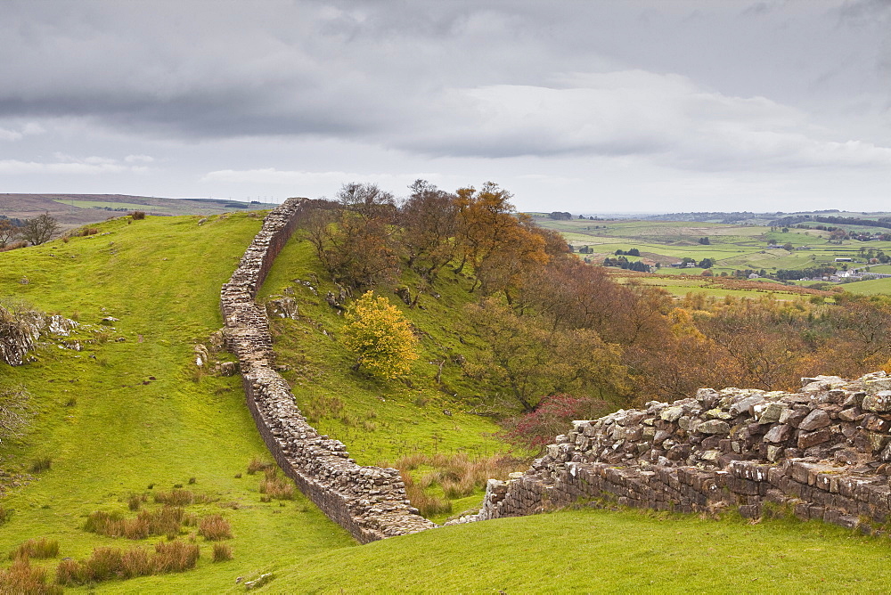 Hadrian's Wall, UNESCO World Heritage Site, Northumberland, England, United Kingdom, Europe