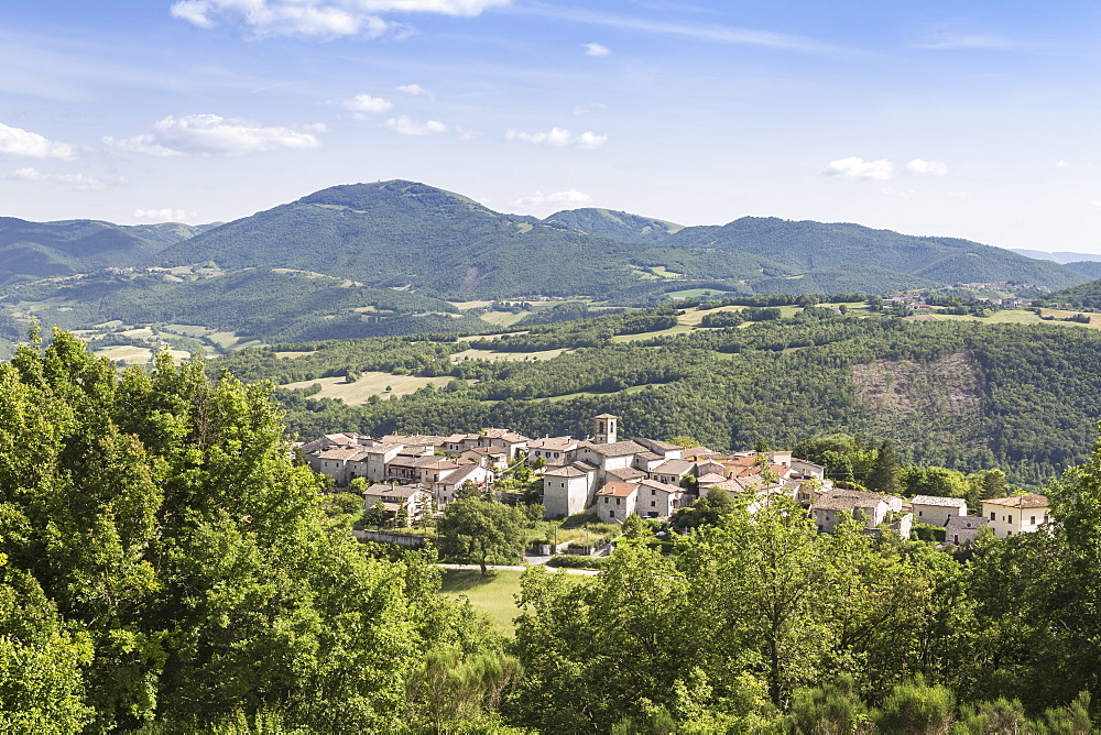 The village of Logna in the Valnerina, Umbria, Italy, Europe