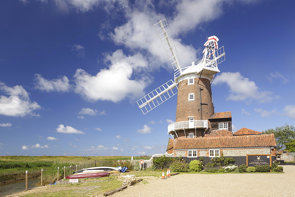 Cley Windmill, Cley-next-the-Sea, Norfolk, England, United Kingdom, Europe