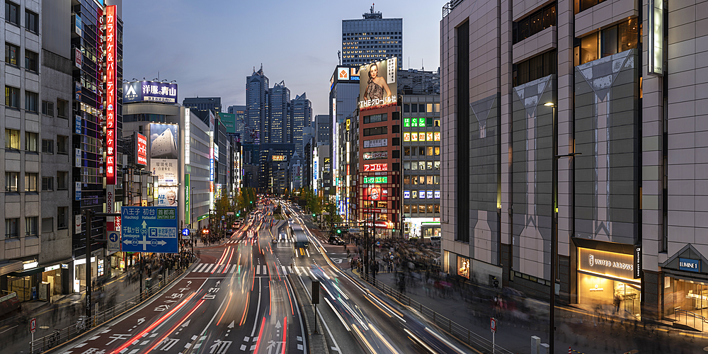 Panoramic of the Shinjuku area of Tokyo at night, Japan, Asia