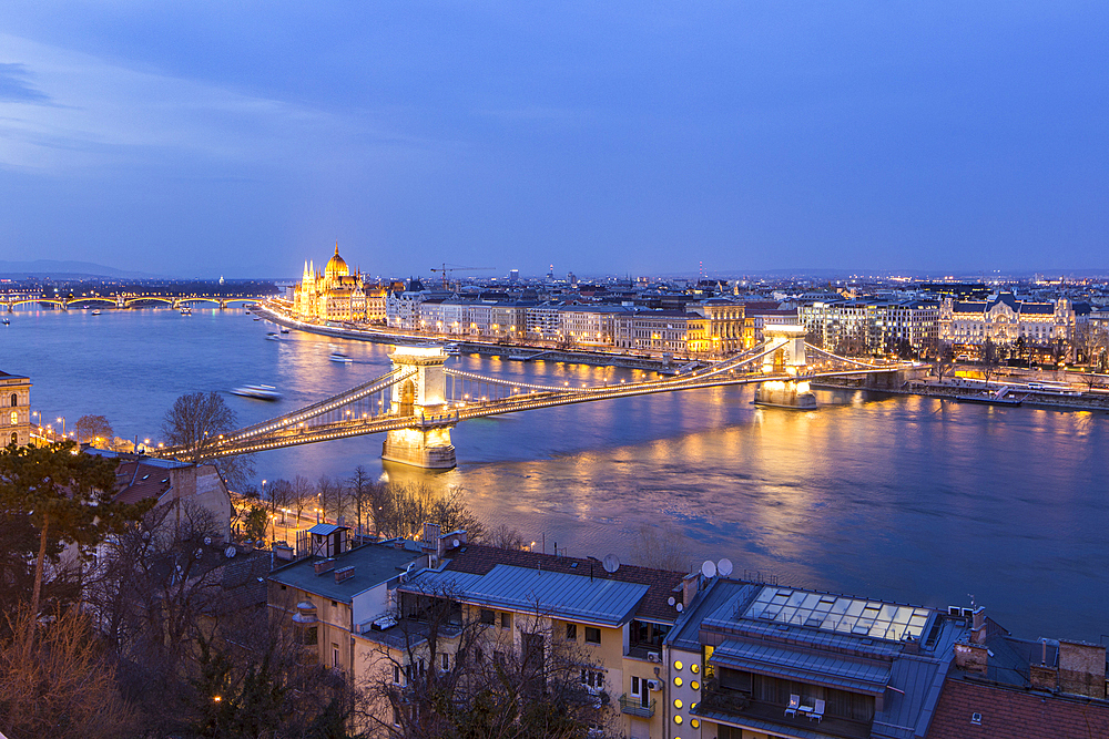 The Hungarian Parliament Building and Chain Bridge over the River Danube, UNESCO World Heritage Site, Budapest, Hungary, Europe