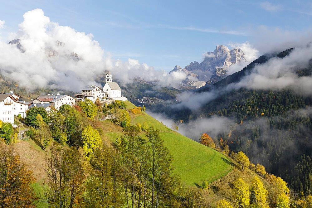 Chiesa di Colle Santa Lucia in the village of Colle Santa Lucia, Italian Dolomites, Veneto, Italy, Europe