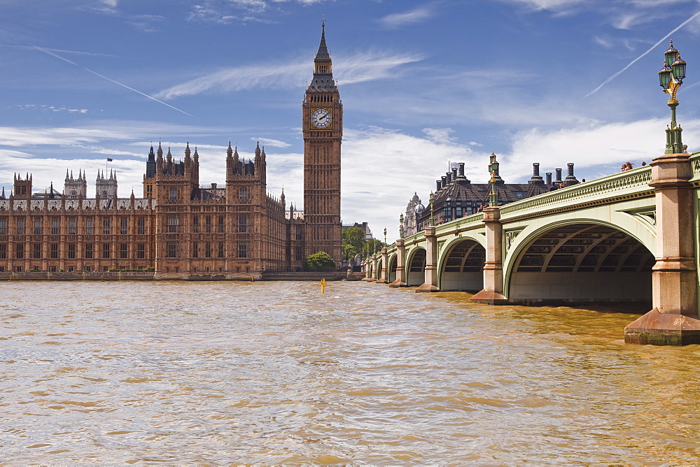 Westminster Bridge and the Houses of Parliament, Westminster, London, England, United Kingdom, Europe