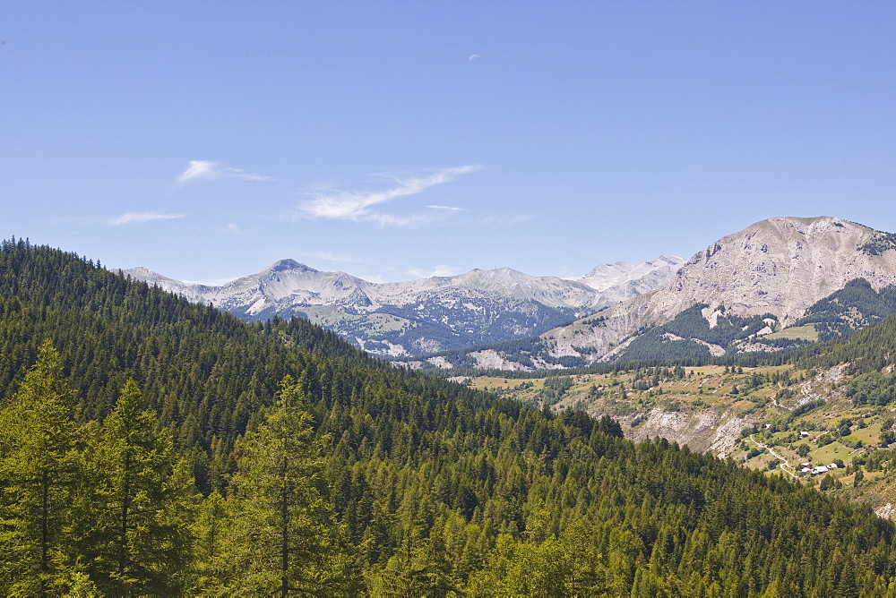 The southern Alps in the Parc National du Mercantour near Allos, Alpes-de-Haute-Provence, Provence, France, Europe 