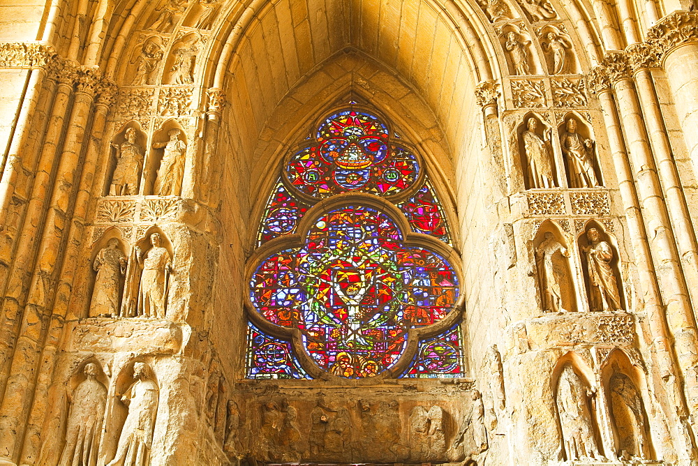 High relief sculptures inside Notre Dame de Reims cathedral, UNESCO World Heritage Site, Reims, Champagne-Ardenne, France, Europe