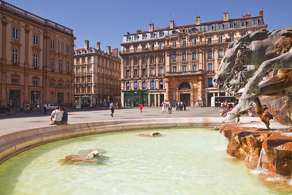 Fontaine Bartholdi in Place des Terreaux, Lyon, Rhone, Rhone-Alpes, France, Europe 