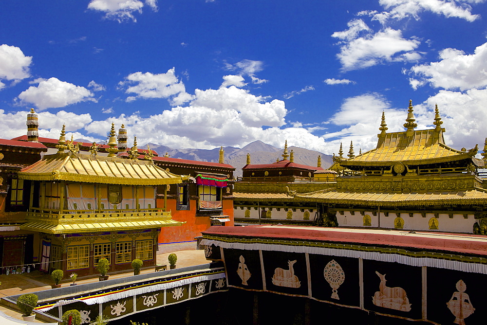 Jokhang Temple, the most revered religious structure, Lhasa, Tibet, China, Asia