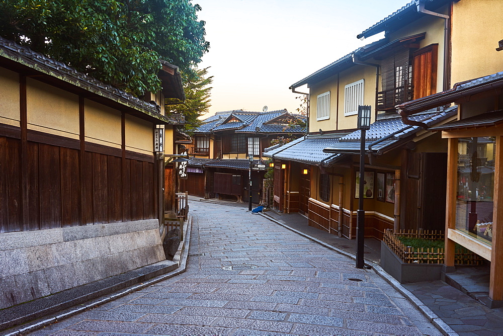 Sannen Zaka Street in the morning in Higashiyama, Kyoto, Japan, Asia