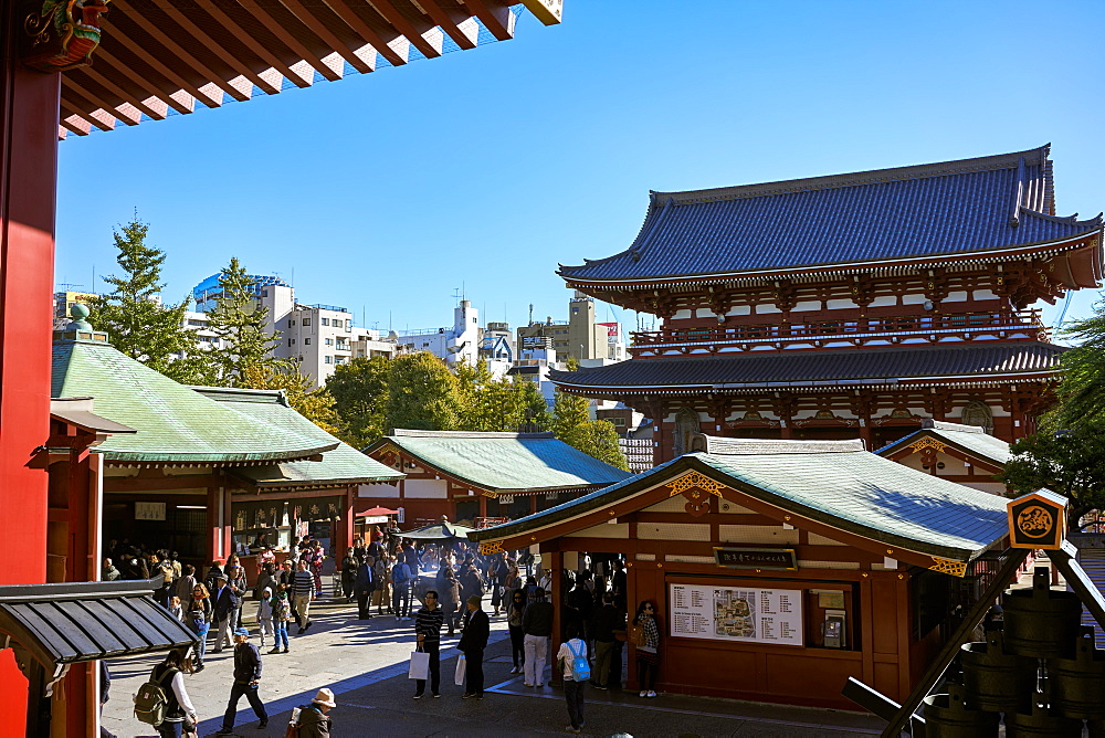 Hozomon Gate at Sensoji Temple (Asakusa Kannon Temple), the oldest temple in Tokyo, Japan, Asia