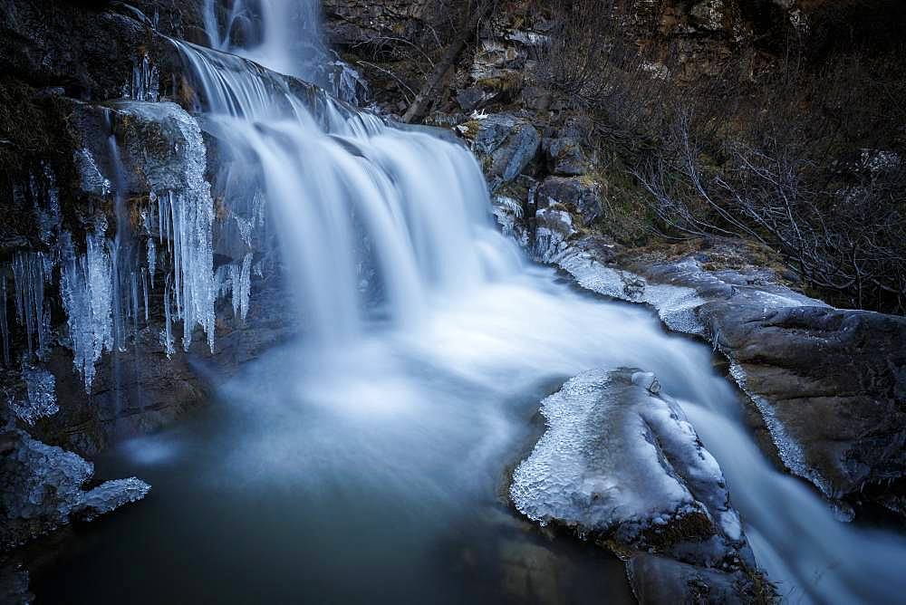 Cascade du Saut du Laire on the Drac, Prapic, Champsaur Valley, ecrins National Park, Orcieres Merlette, Hautes-Alpes, France