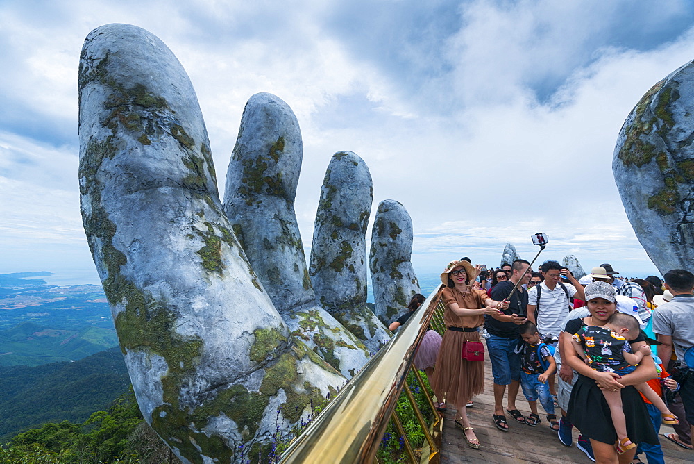 Golden Bridge, Sun World Ba Na Hills, Danang, Vietnam, Asia