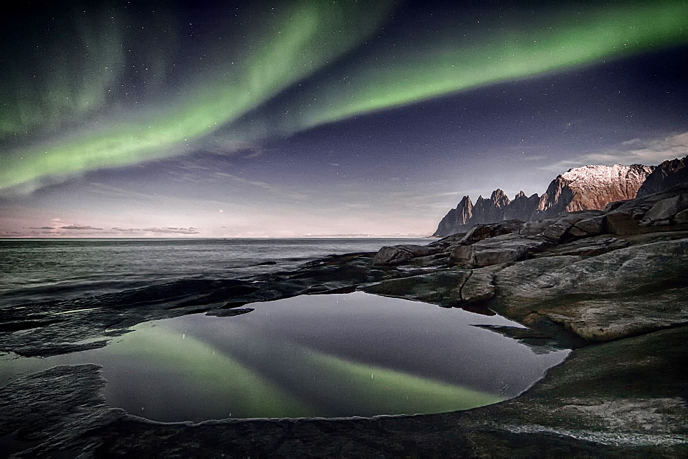 Aurora borealis, Devil's teeth, Senja, Troms, Norway