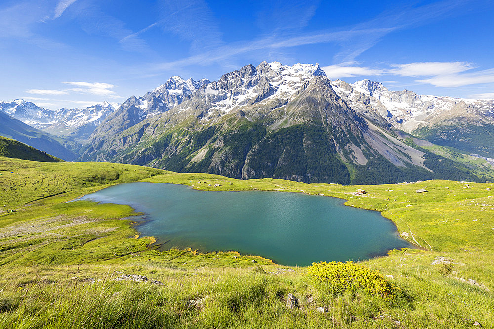 Lac du Pontet (1955 m) with La Meije (3983 m) in the background, upper Romanche valley, Villar-d'Arene, Hautes-Alpes, France