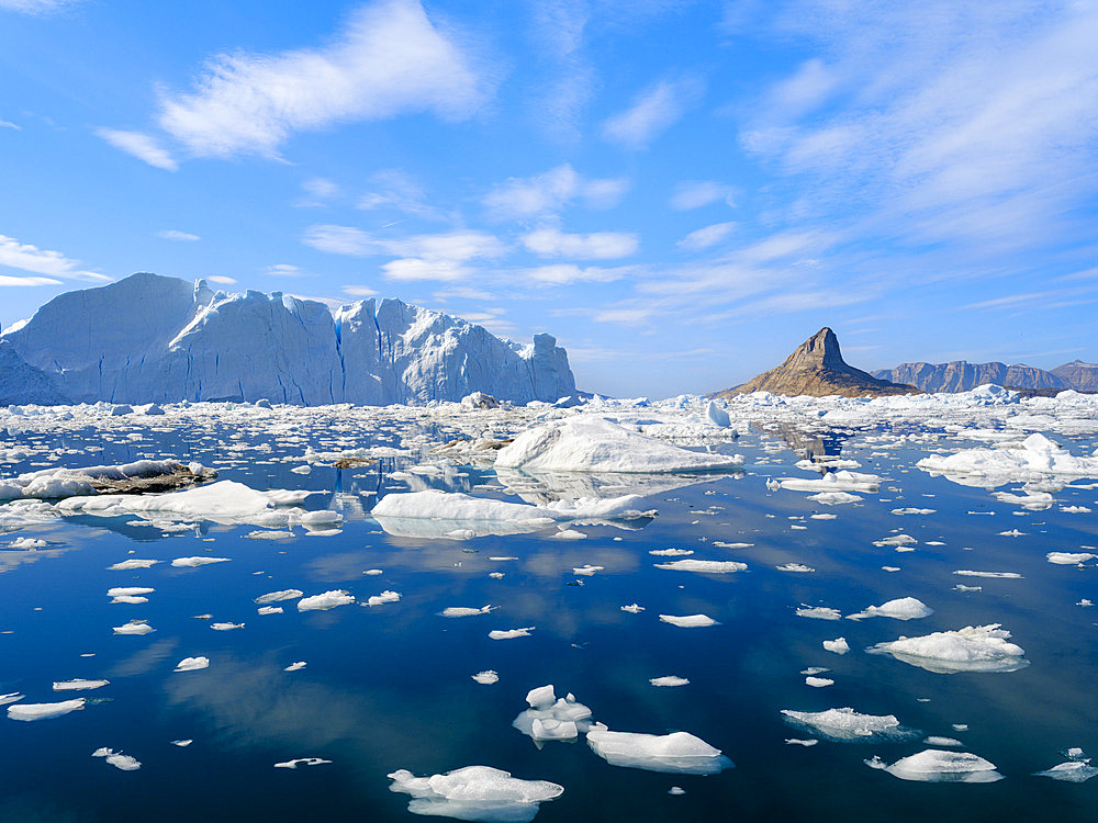 Landscape with icebergs near Ikerasak in the Uummannaq Fjord System in the northwest of Greenland, north of the polar circle. north america, Greenland, danish territory, summer