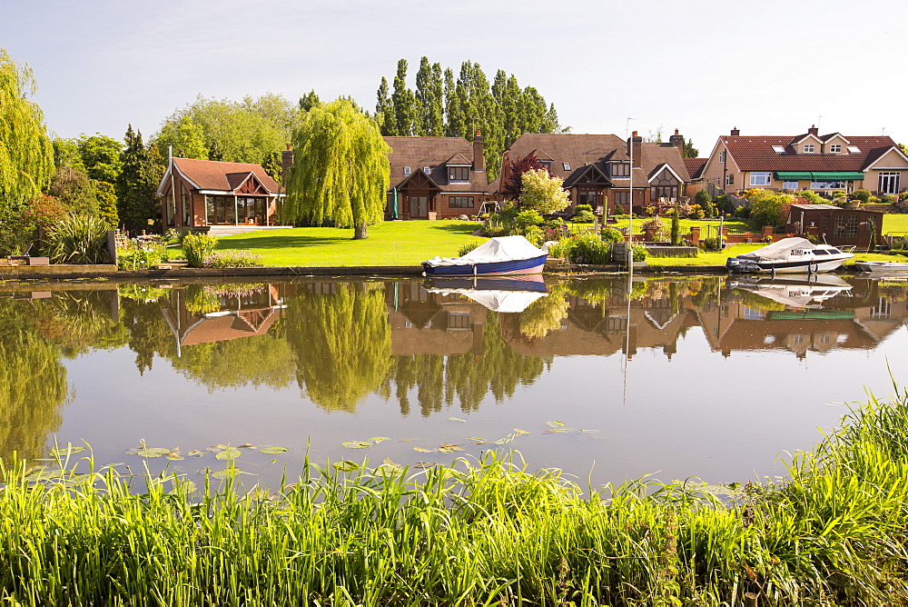 Water front houses in Barrow upon Soar in Leicestershire, next to the river Soar.