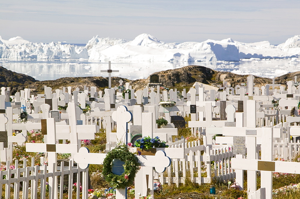 An Inuit burial graveyard at Ilulissat on Greenland, Polar Regions