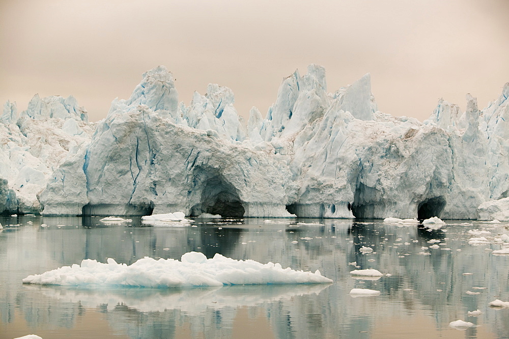 Icebergs from the Jacobshavn Glacier (Sermeq Kujalleq), Greenland, Polar Regions