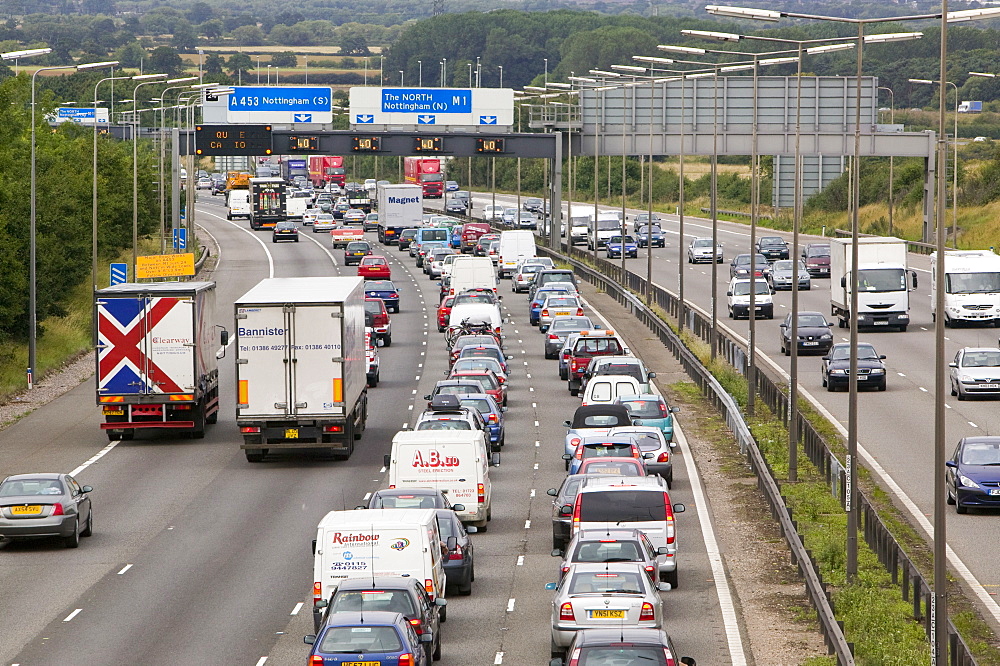 Traffic congestion on the M1 motorway at Loughborough, Leicestershire, England, United Kingdom, Europe