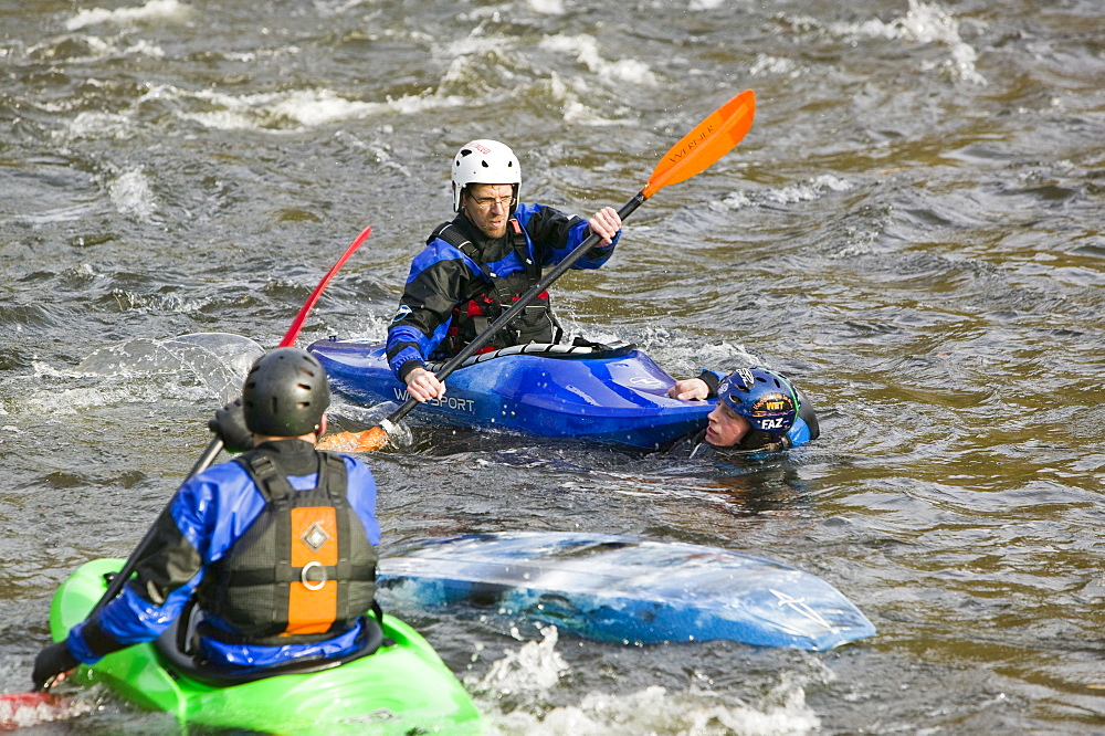 Canoeists on the River Brathay near Ambleside, Lake District, Cumbria, England, United Kingdom, Europe