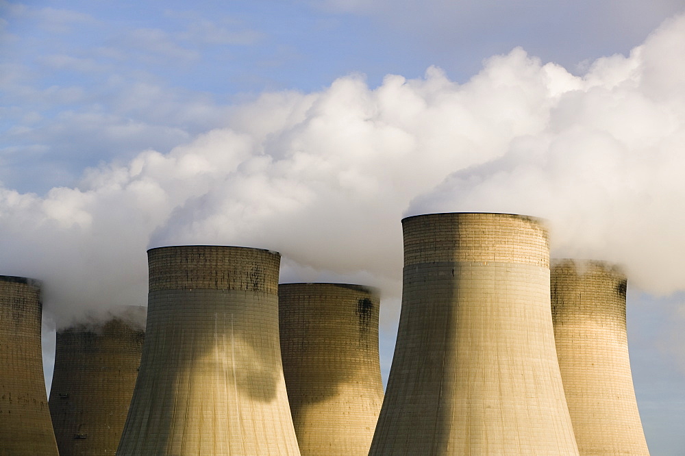 Ratcliffe on Soar coal fired power station in Nottinghamshire, England, United Kingdom, Europe