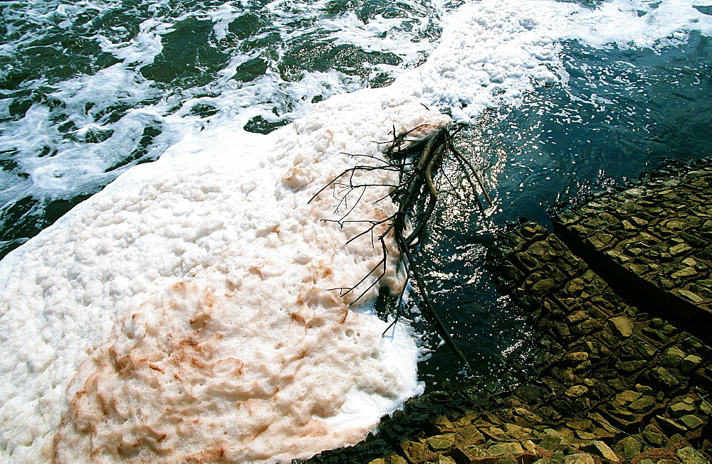 Pollution on the River Mersey, Merseyside, England, United Kingdom, Europe