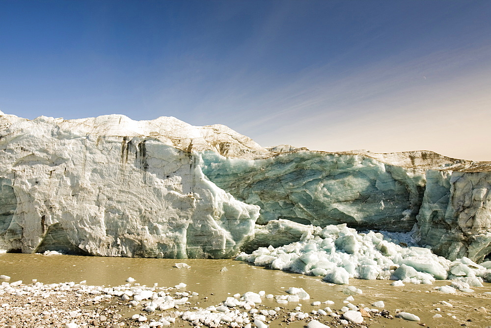 The Russell Glacier draining the Greenland icesheet inland from Kangerlussuaq on Greenland's west coast, Greenland, Polar Regions