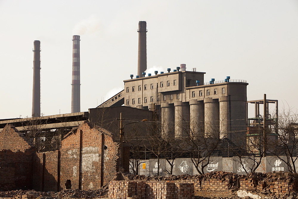 Hangdang Steel works is one of the largest steel plants in China, fuelling the country's huge construction boom and requiring massive quantities of coal to power its furnaces, Hangdang, Northern China, Asia