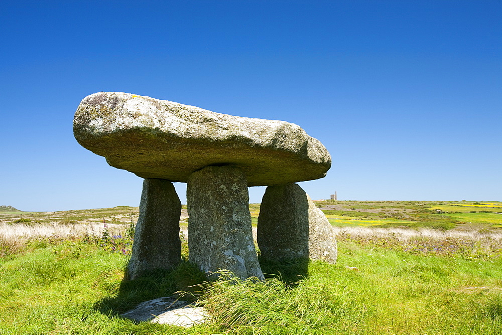 Lanyon Quoit near St. Just in West Cornwall, England, United Kingdom, Europe