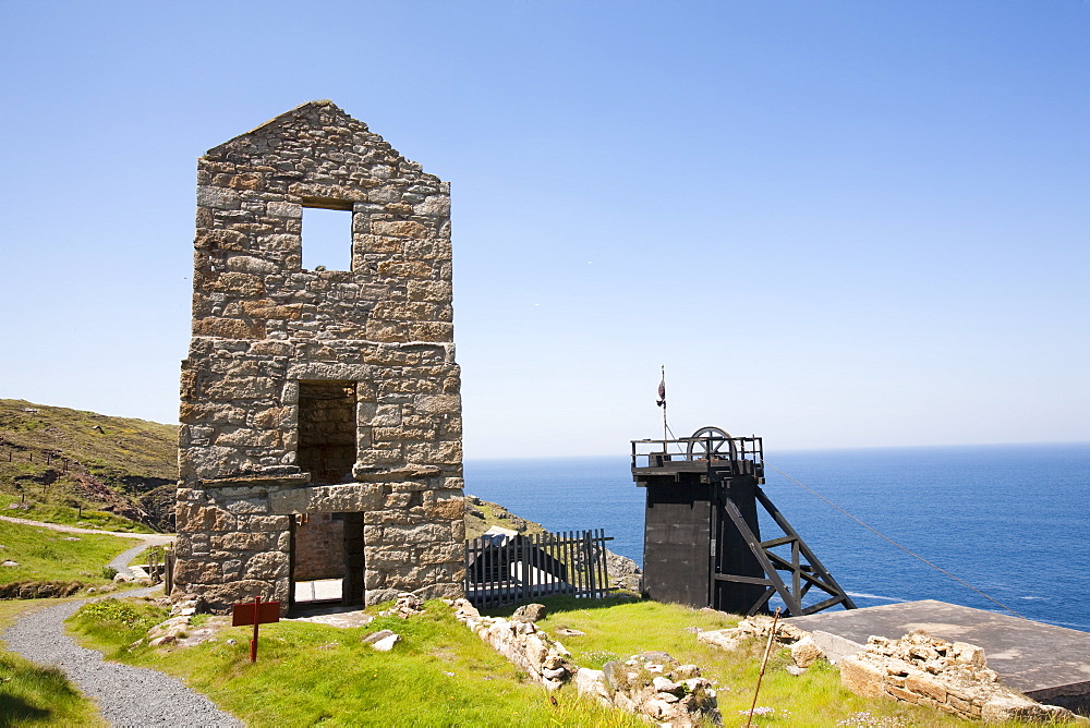 The old Geevor tin mines near Pendeen on Cornwall's North Coast, Cornwall, England, United Kingdom, Europe