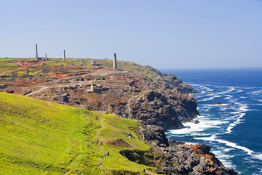 The old Geevor tin mines near Pendeen on Cornwall's North Coast, Cornwall, England, United Kingdom, Europe