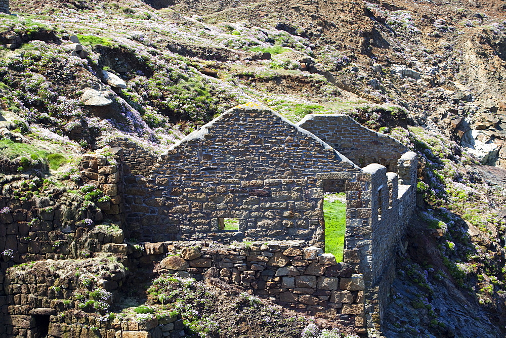 Geevor tin mine near Pendeen, Cornwall, England, United Kingdom, Europe