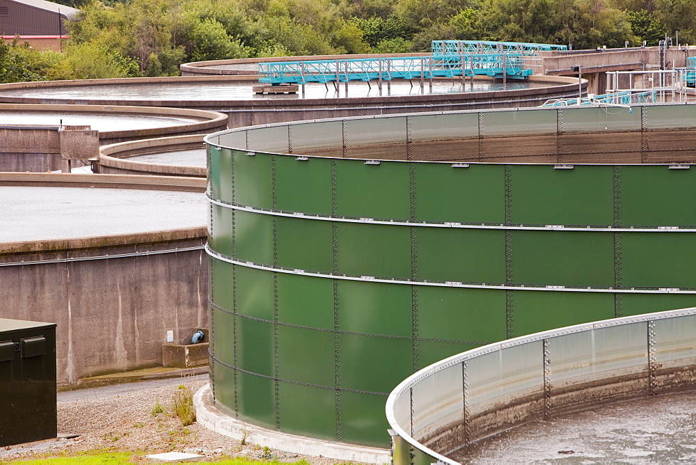 Settling tanks at Daveyhulme wastewater treatment plant (sewage works) in Manchester, England, United Kingdom, Europe