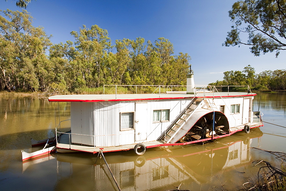 Wooden paddle steamers on the Murray River at Echuca, Victoria, Australia, Pacific