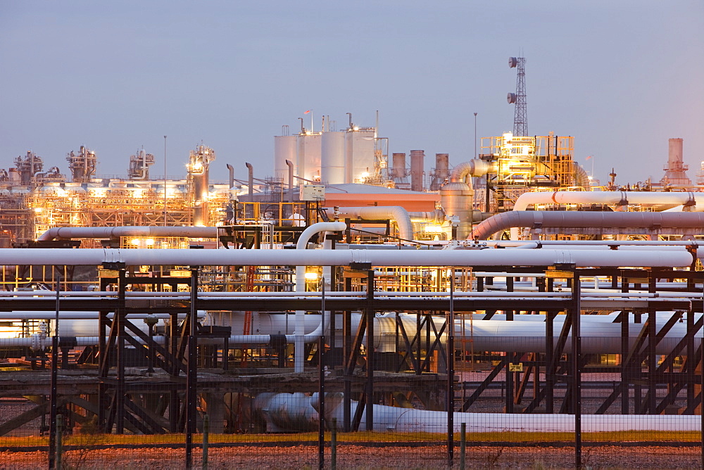 Centrica's gas plant in Barrow in Furness, processing gas from the Morecambe Bay gas field, Cumbria, England, United Kingdom, Europe