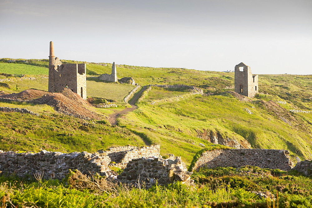 Old tin mines on the Cornish coast at Botallack near St. Just, Cornwall, England, United Kingdom, Europe