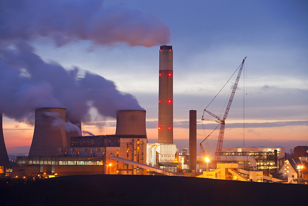 Ratcliffe on Soar coal fired power station in Nottinghamshire, England, United Kingdom, Europe