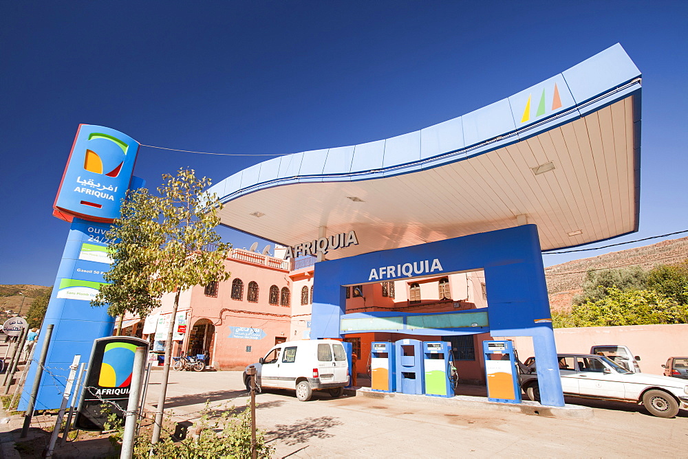 A petrol station in a town in the Atlas mountains, Morocco, North Africa, Africa