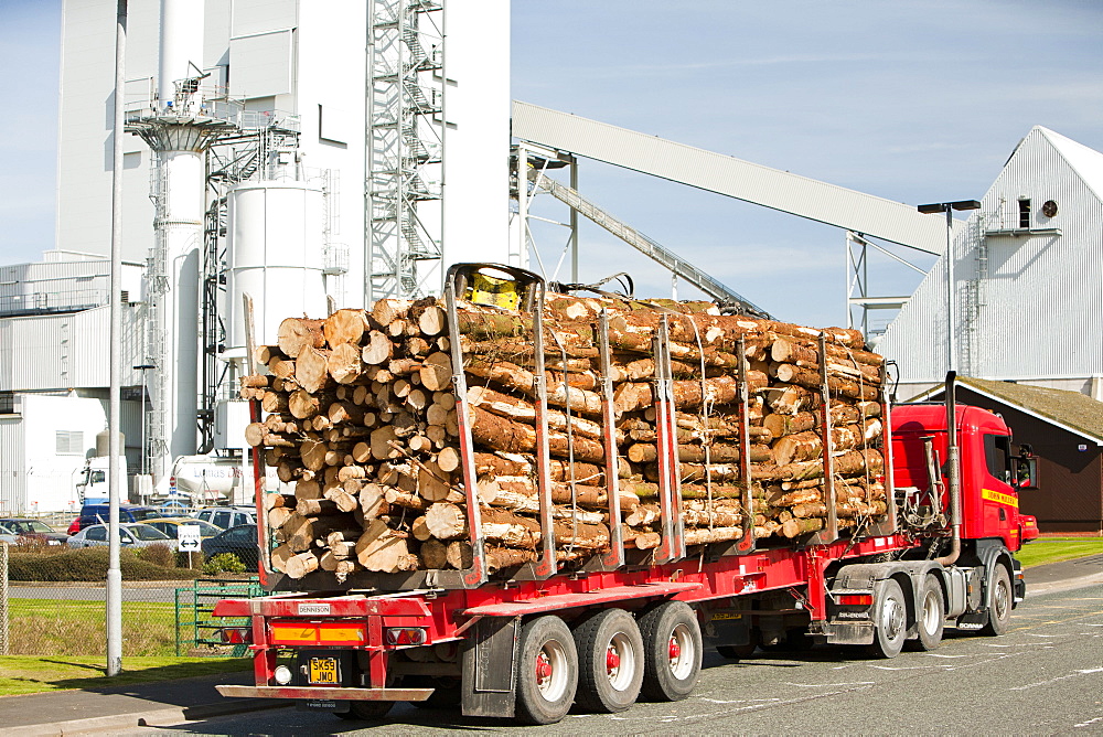 Lorry delivering timber entering the Steven's Croft biofuel power station in Lockerbie, Scotland, United Kingdom, Europe